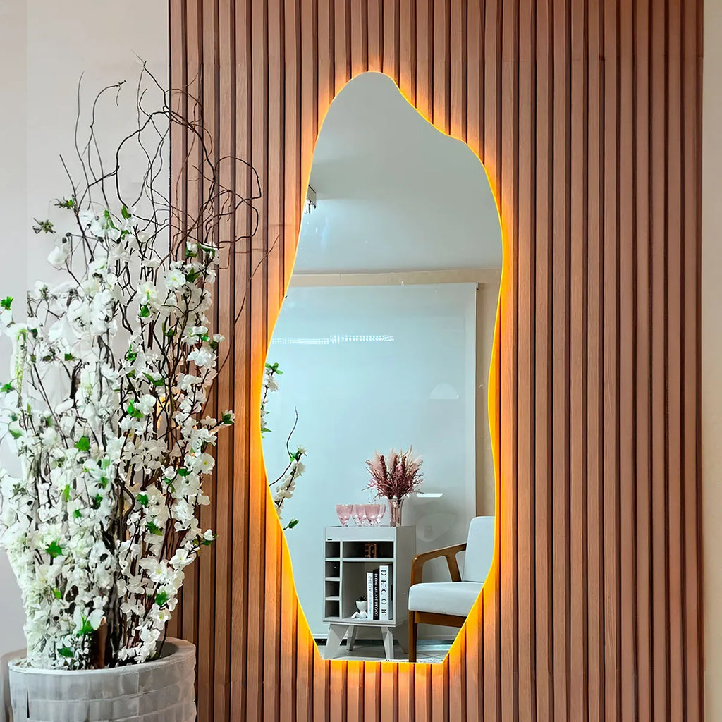 Espelho Orgânico com LED FIAMMA 140x60cm Modelo Trenz